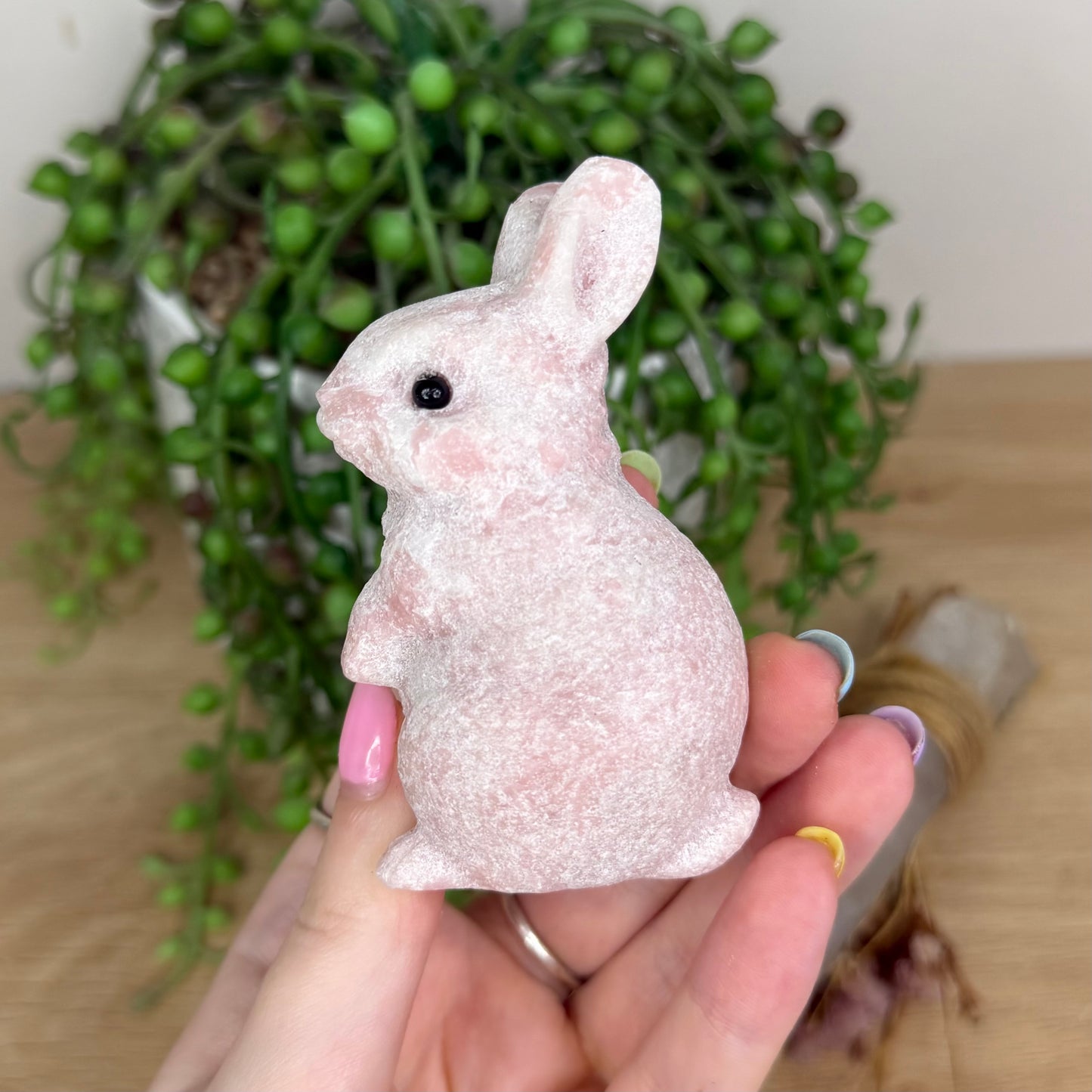Pink Opal Bunny (Y163)