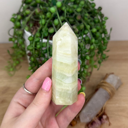 Pistachio Calcite Point (Y114)