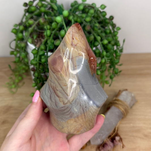 Polychrome Jasper Flame (Y156)