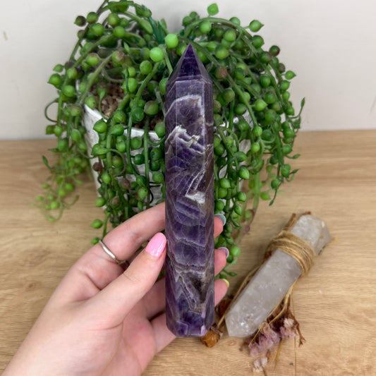 Dream Amethyst Tower (Y133)