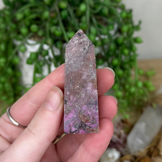 Cobalto Calcite Point (S254)
