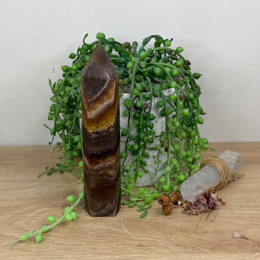 Fluorite / Super Seven Tower (Y154)