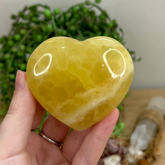 Lemon Calcite Heart (O40)