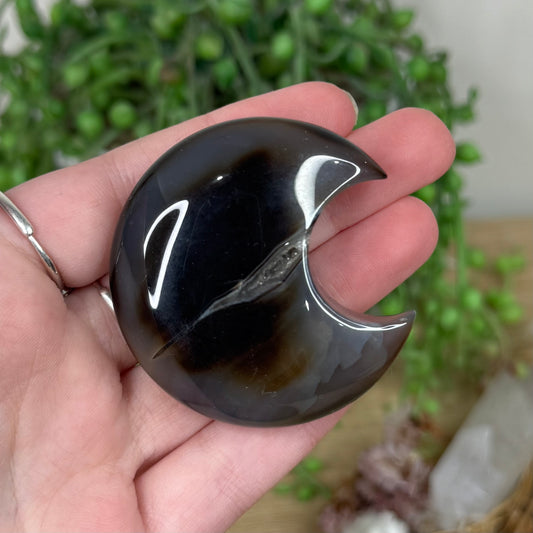 Black Sardonyx Moon (S237)