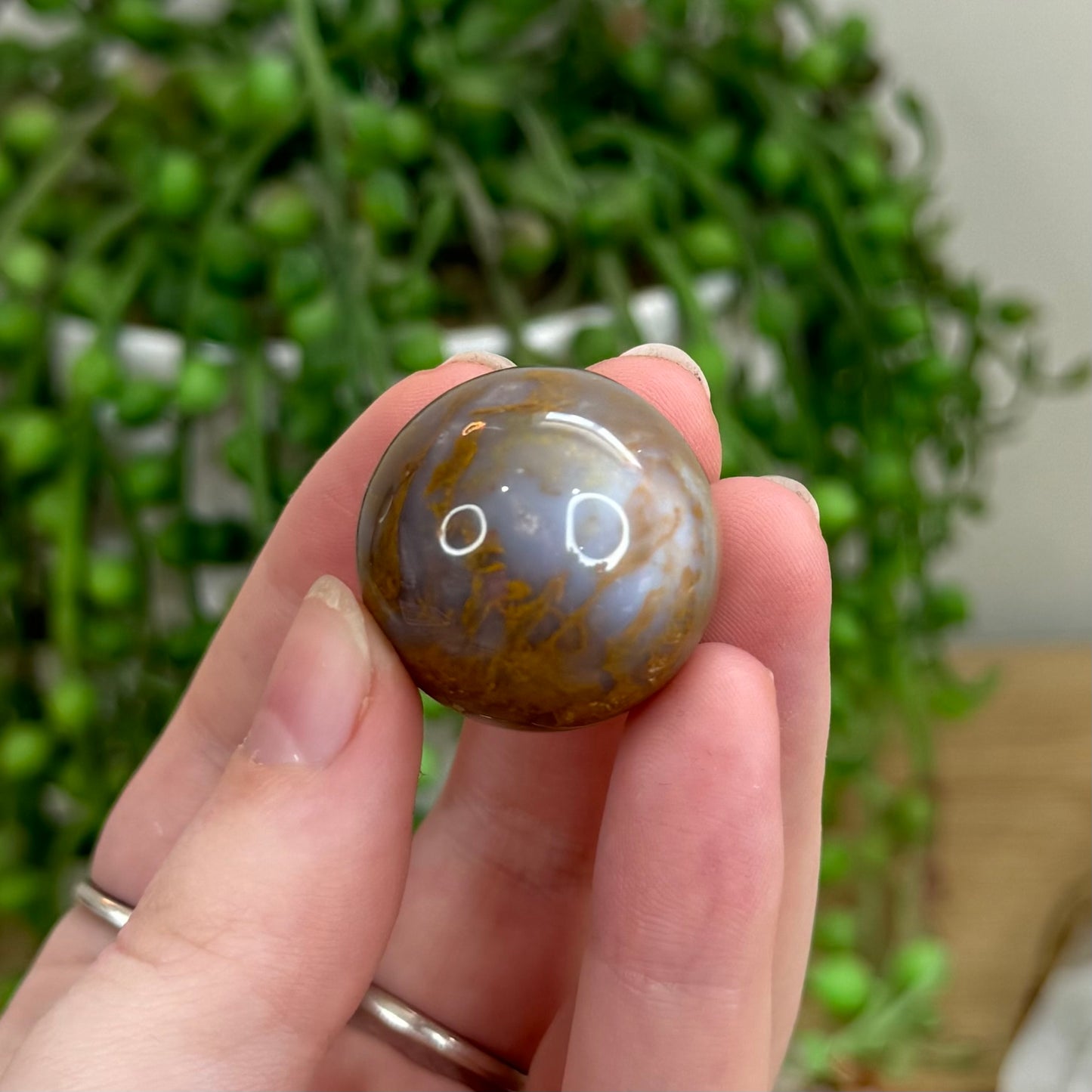 Agate Sphere (O99)