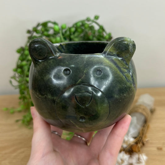 Green Jade Bear Pot (O80)