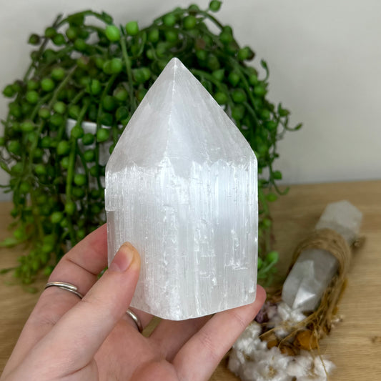 Selenite Point (I463) (I464) (I462) (I466)