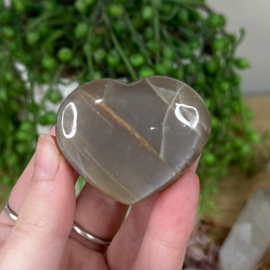 Peach Moonstone / Sunstone Heart (S376)