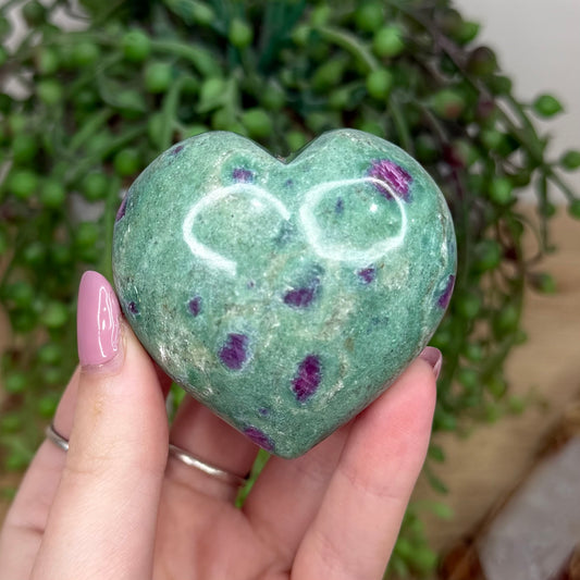 Ruby In Fuchsite Heart (Y633)