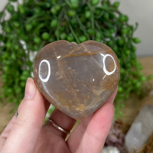 Peach Moonstone / Sunstone Heart (S393)