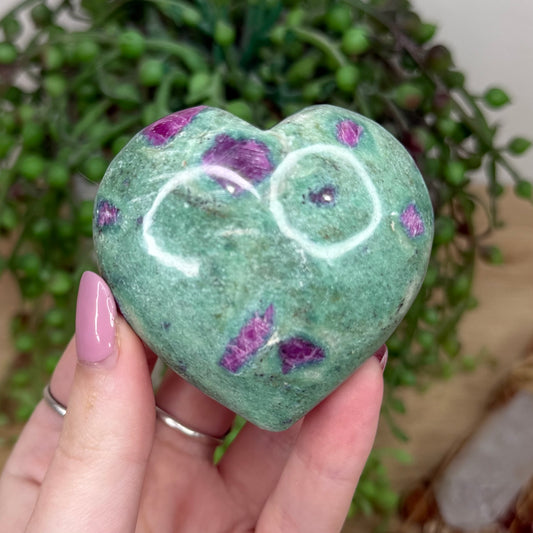 Ruby In Fuchsite Heart (Y632)