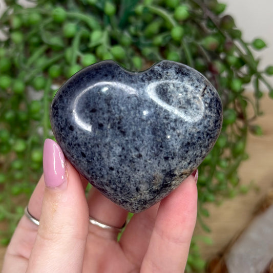 Dumortierite Heart (Y624)