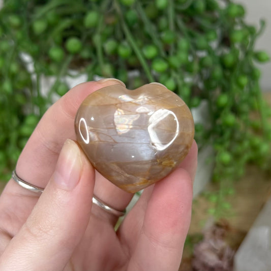 Peach Moonstone / Sunstone Heart (S356)