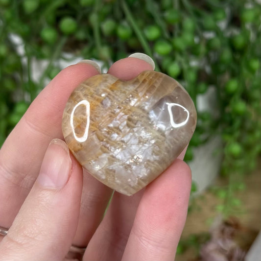 Peach Moonstone / Sunstone Heart (S361)