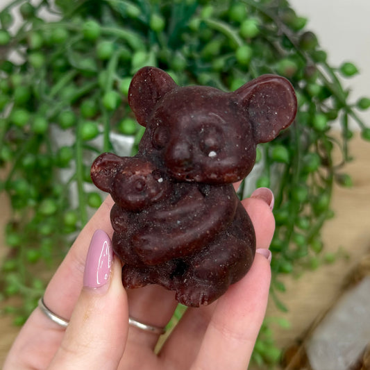 Strawberry Quartz Koala Family (Y426)
