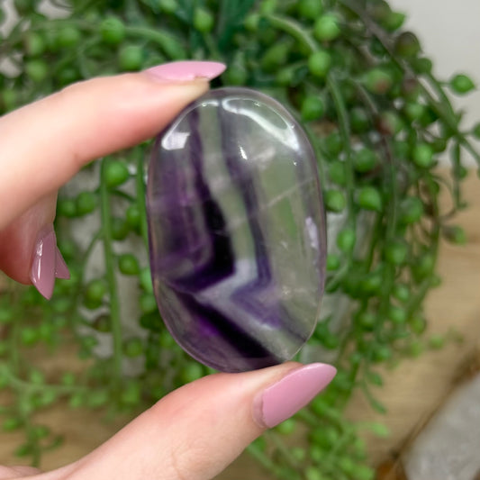 Fluorite Palm Stone (Y774)