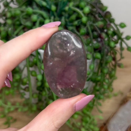 Fluorite Palm Stone (Y769)