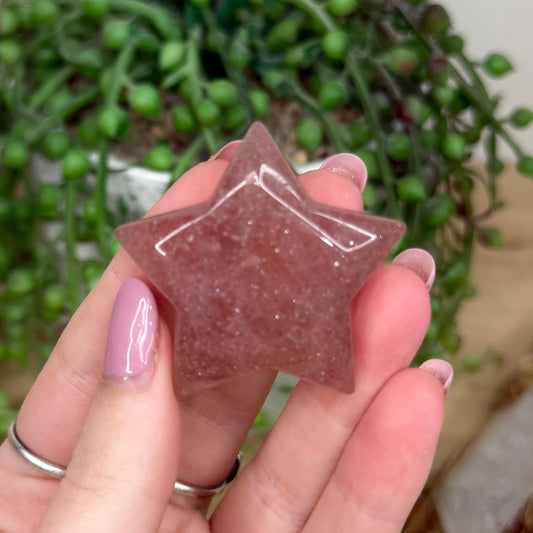 Strawberry Quartz Star (Y458)