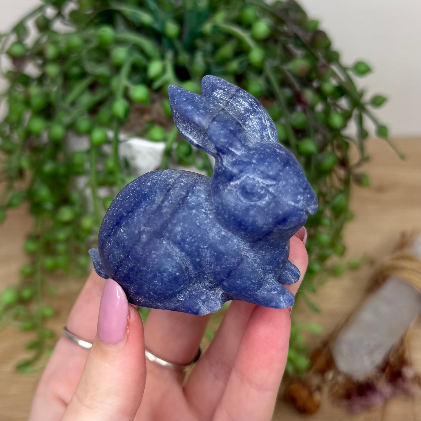 Blue Aventurine Bunny (Y233)