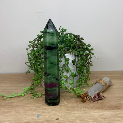 Ruby In Zoisite Tower (Y279)