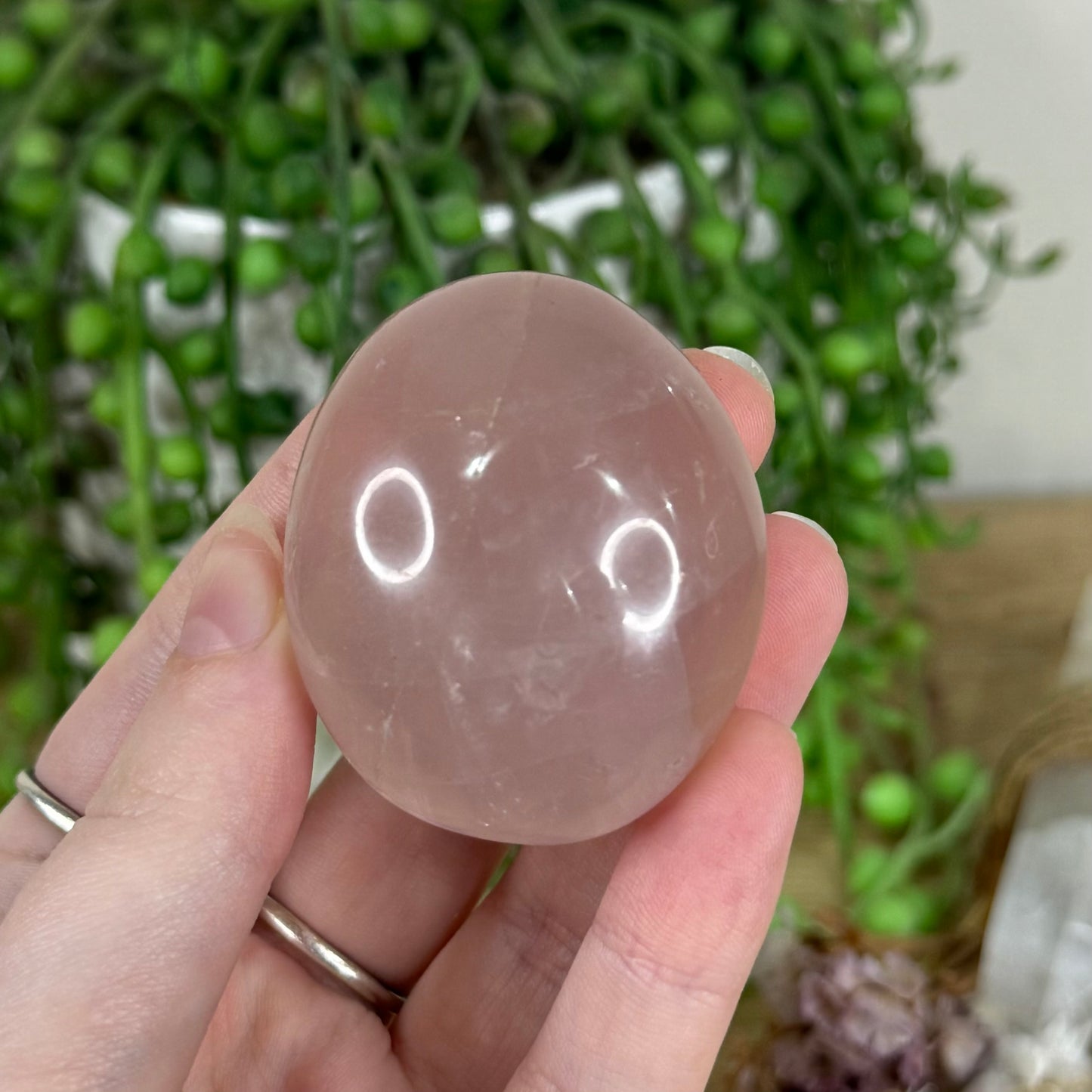 Rose Quartz Palm Stone (O253)