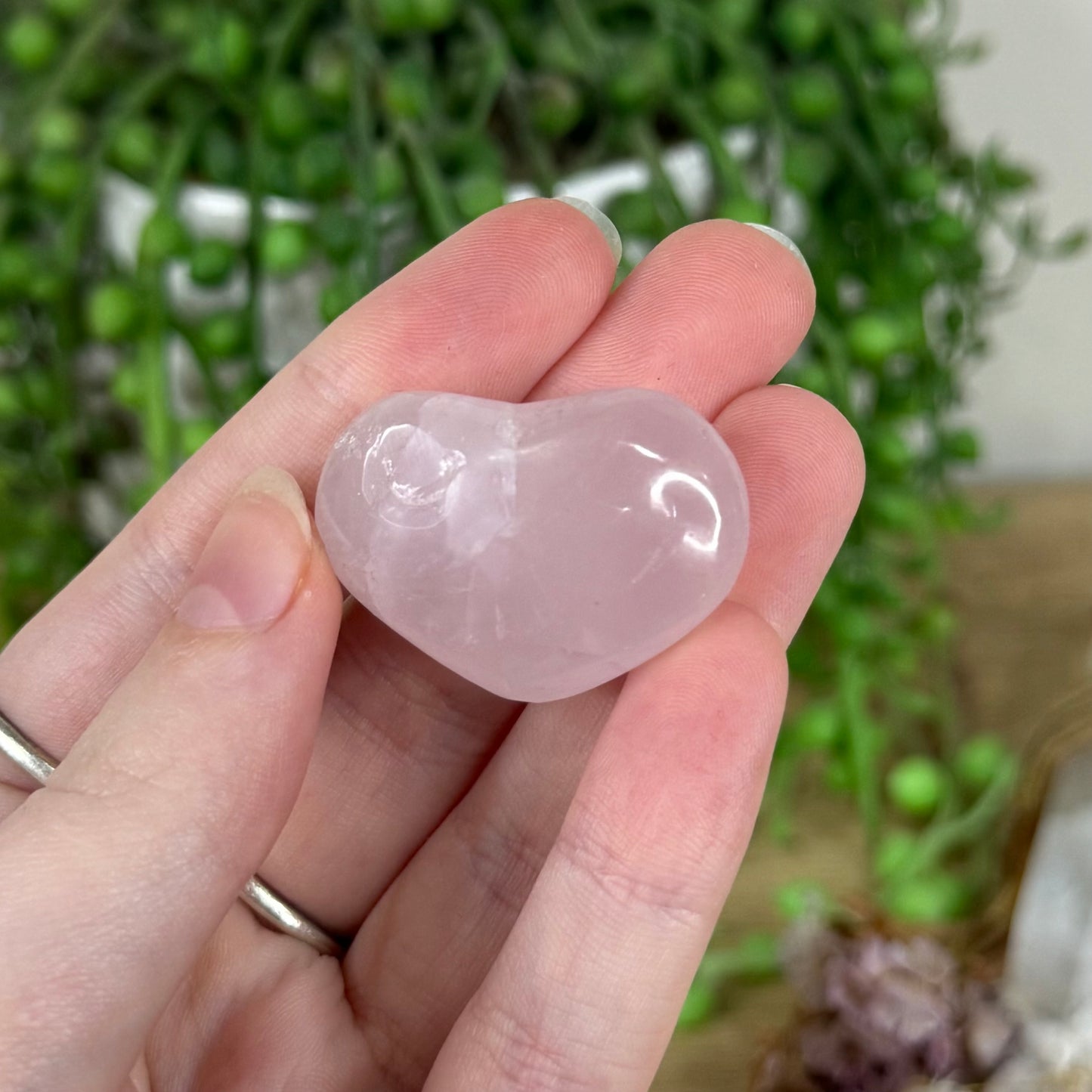 Rose Quartz Heart (O249)