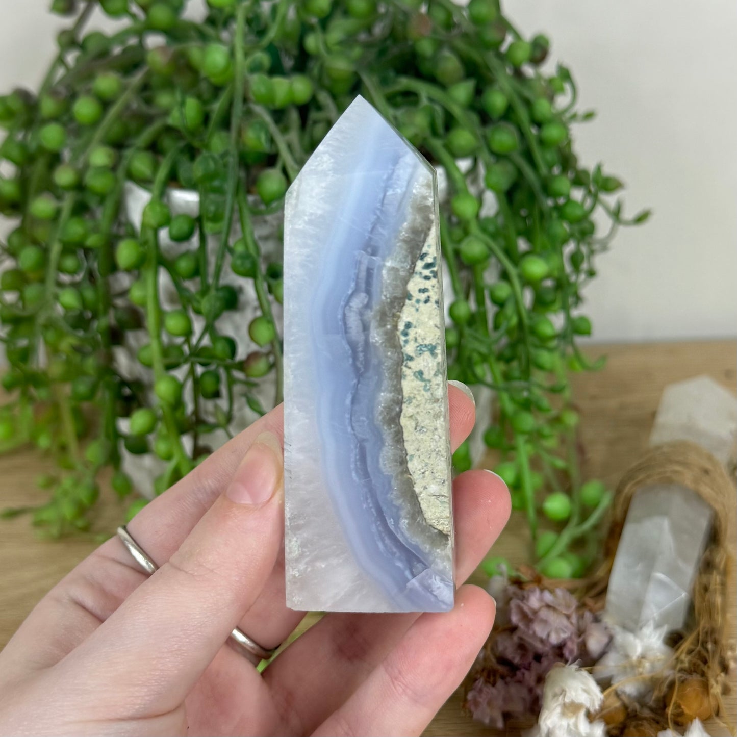 Blue Lace Agate Point (O131)