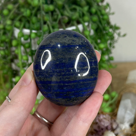 Lapis Lazuli Palm Stone (O315)