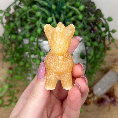 Yellow Calcite Horse (Y424)