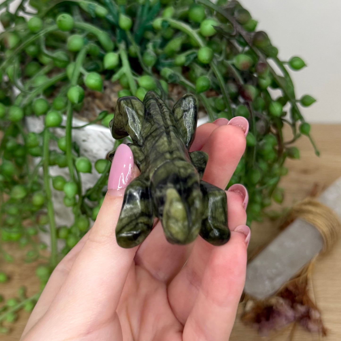 Green Jade Grasshopper (Y431) (Y429) (Y430)