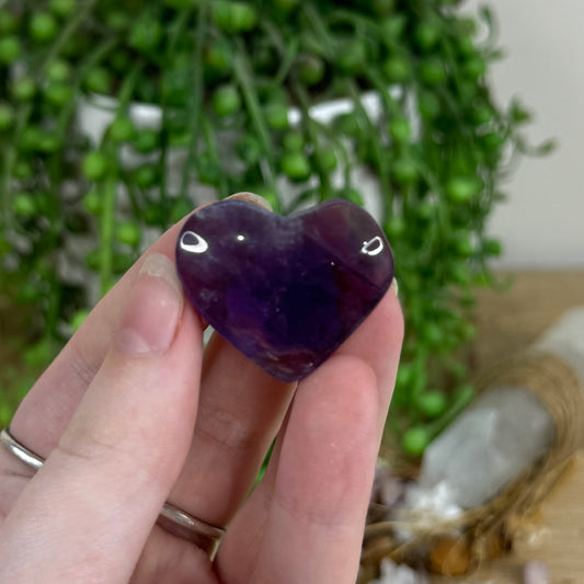 Amethyst Heart (O405)