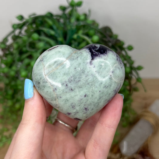 Kammererite Heart (Z33)