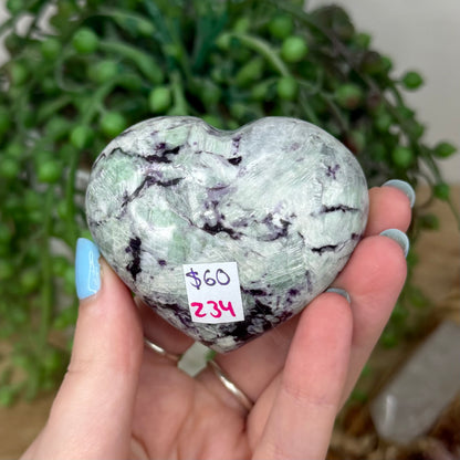 Kammererite Heart (Z34)