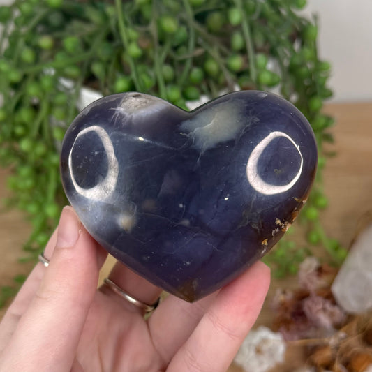 Purple Chalcedony Heart (S906)