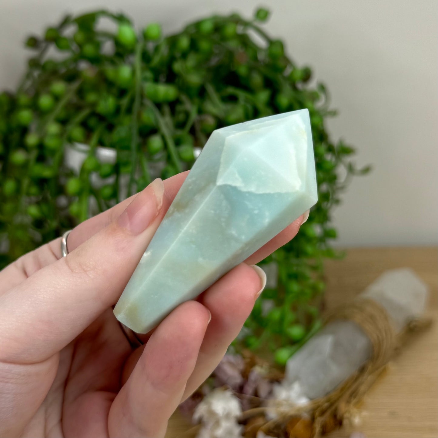 Caribbean Calcite Wand (O512)