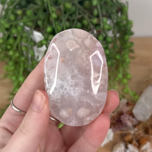 Pink Amethyst / Flower Agate Palm Stone (S992)