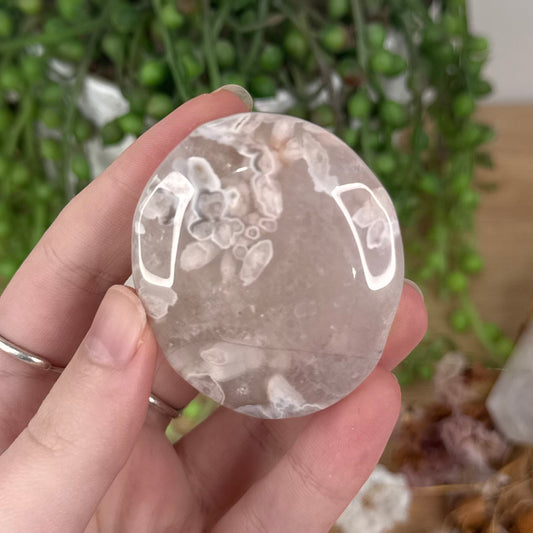 Pink Amethyst / Flower Agate Palm Stone (S991)