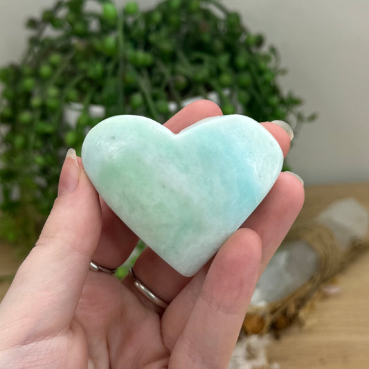 Caribbean Calcite Heart (O573)