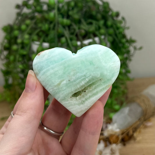 Caribbean Calcite Heart (O569)