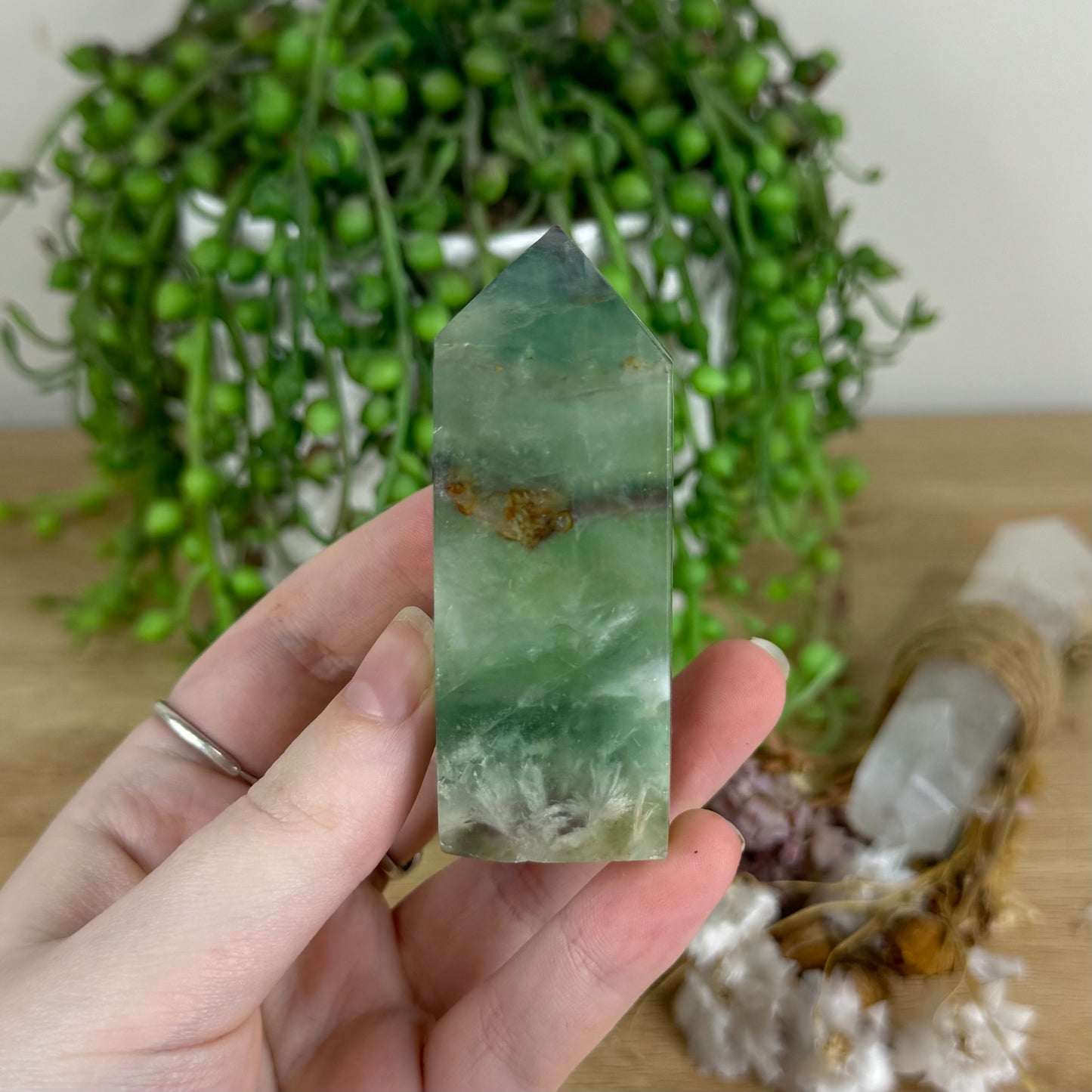 Green Fluorite Point (O776)