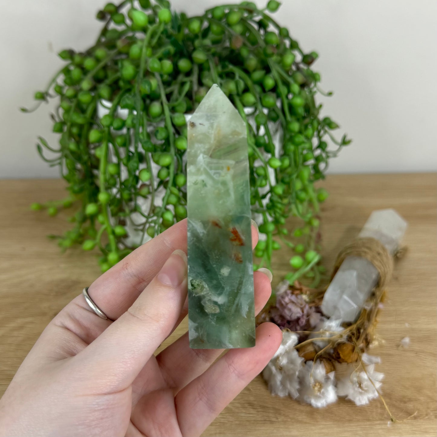 Green Fluorite Point (O773)