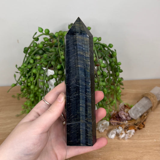 Blue Tiger Eye Tower (S837)