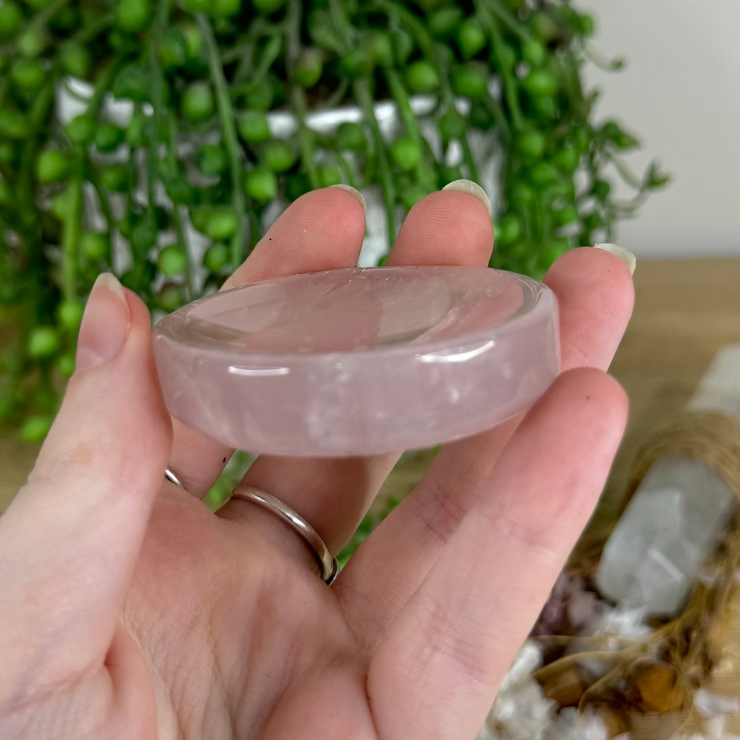 Rose Quartz Bowl (O646) (O650) (O649) (O648) (O645)