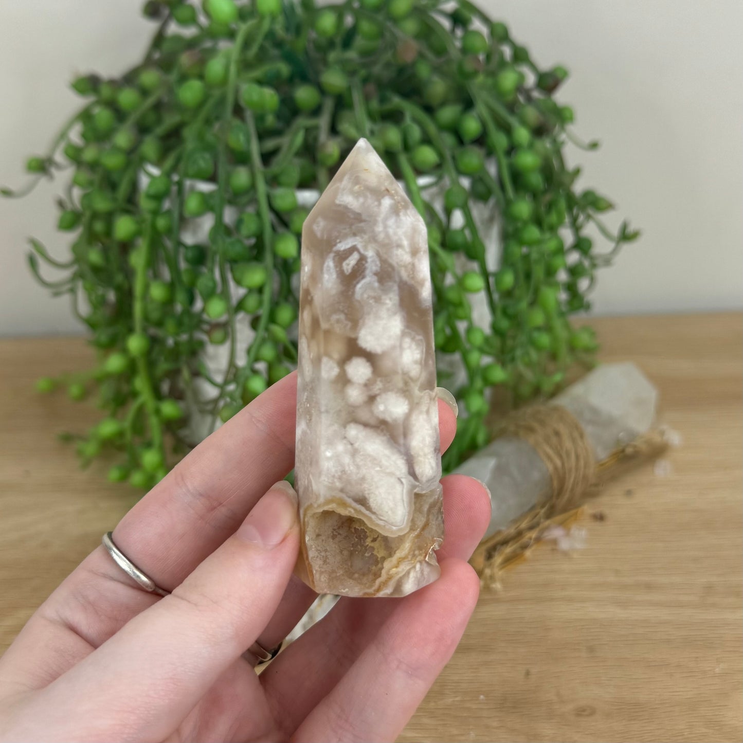 Flower Agate Point (O736)