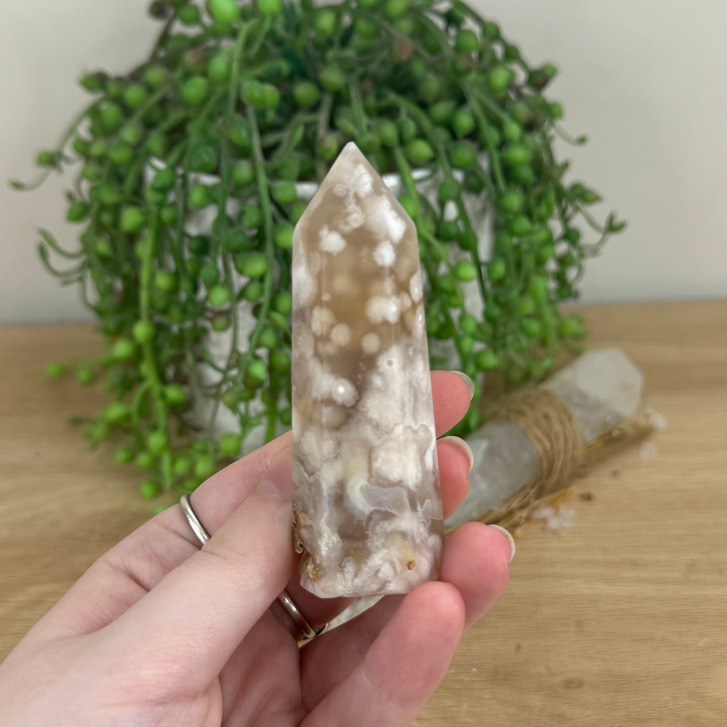 Flower Agate Point (O736)