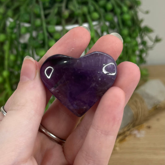 Amethyst Heart (O826)