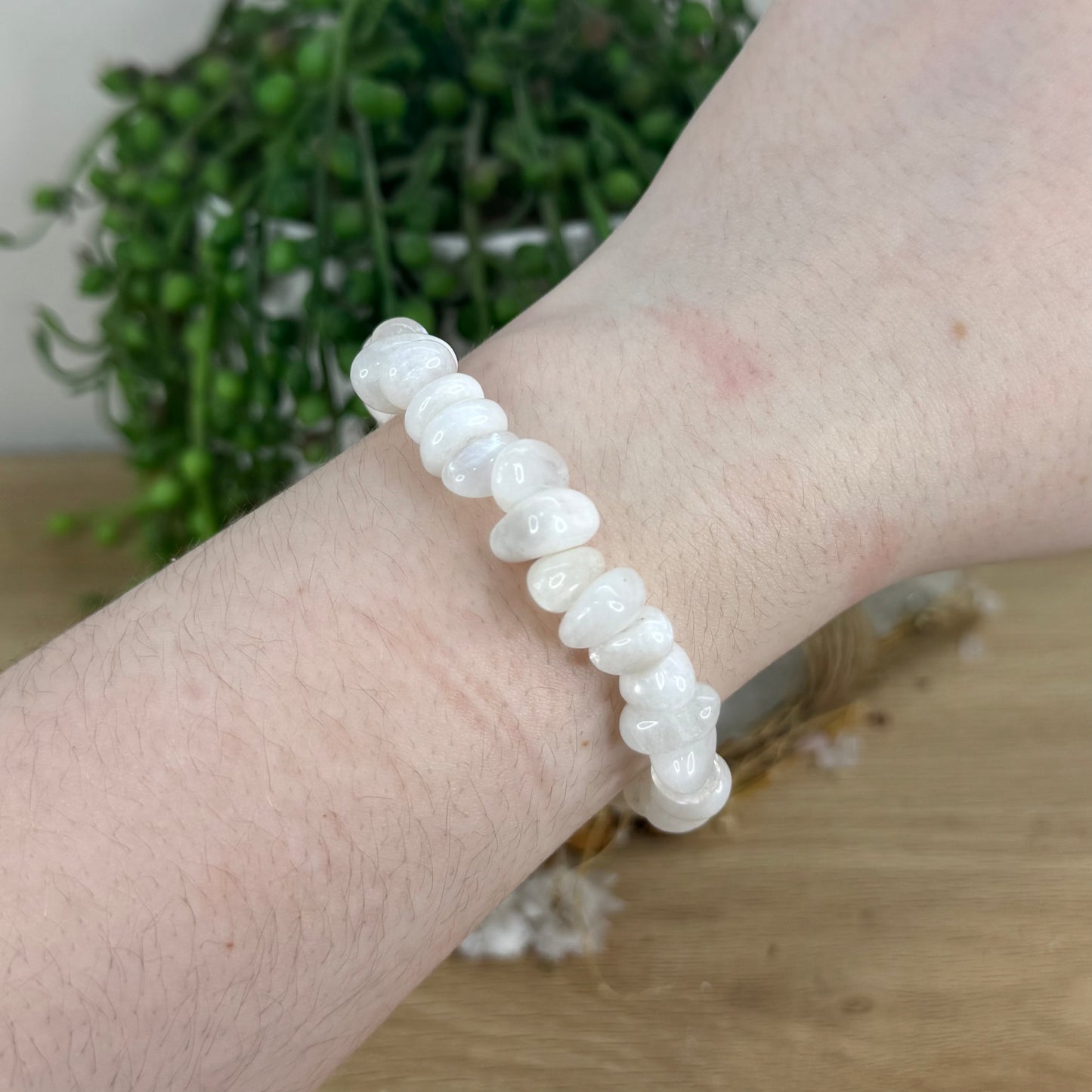 White Moonstone Bracelet (O878)