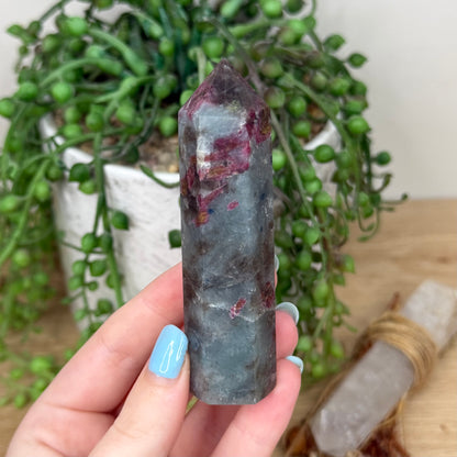 Pink Tourmaline / Aquamarine Point (Z67)