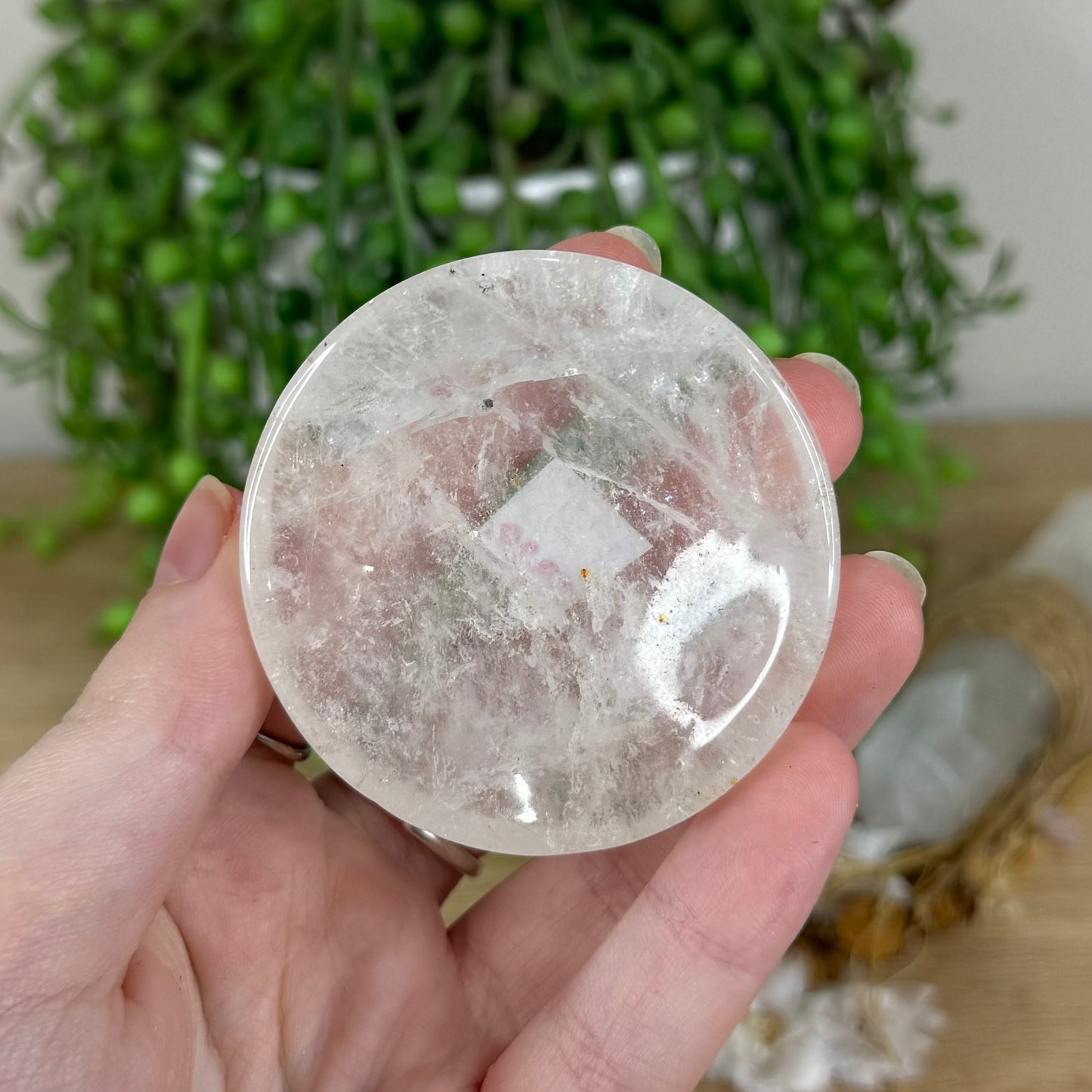 Clear Quartz Bowl (O929)