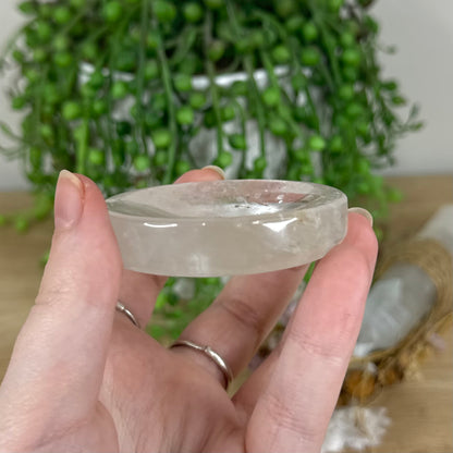 Clear Quartz Bowl (O929)